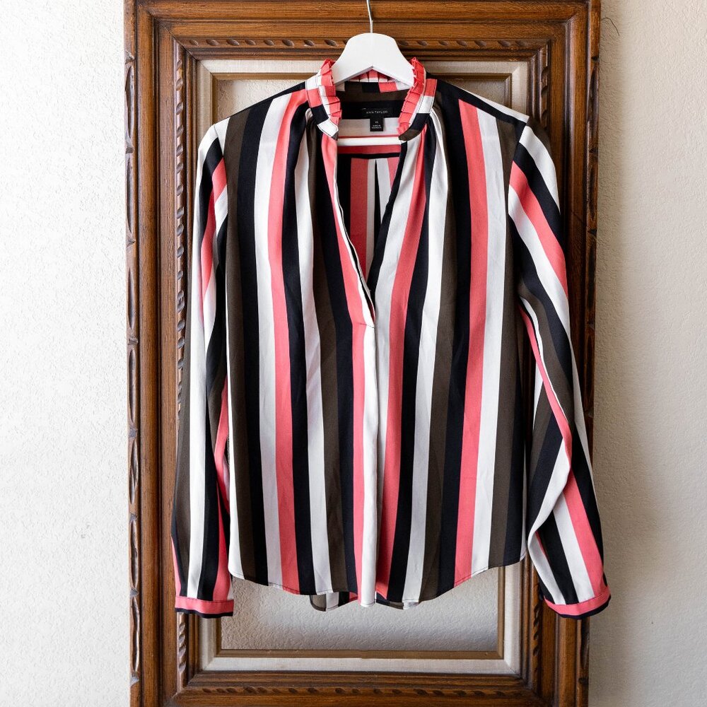 Ann Taylor Size XS Striped Ruffle Collar Blouse Long Sleeve Work Top